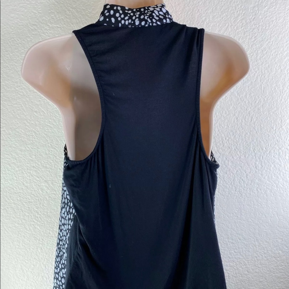 🔥SOLD🔥Michael Kors ♦️ Halter Cowl Tank - Picture 6 of 9